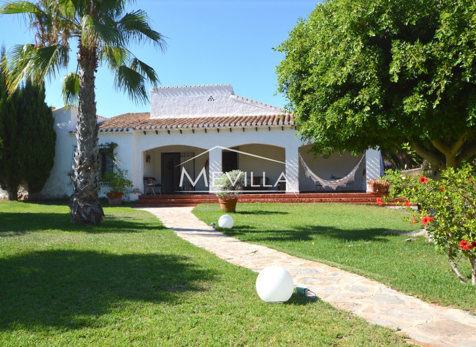 Freistehende Villa zum Verkauf in Punta Prima, Orihuela Costa